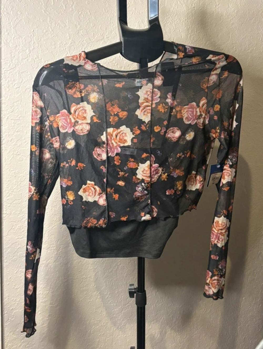 Arizona Women’s Black Floral Sheer Mesh Long Sleeve Top - Size Large - NWT